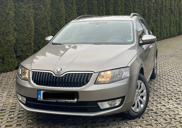 Skoda Octavia cena 37999 przebieg: 238000, rok produkcji 2015 z Świecie małe 529
